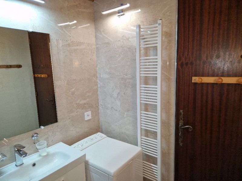 photo 22 Location entre particuliers Les Carroz d'Araches appartement Rhne-Alpes Haute-Savoie salle de bain