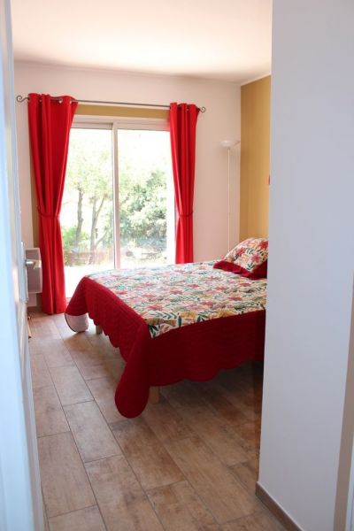 photo 9 Location entre particuliers Saint Rmy de Provence maison Provence-Alpes-Cte d'Azur Bouches du Rhne chambre 1