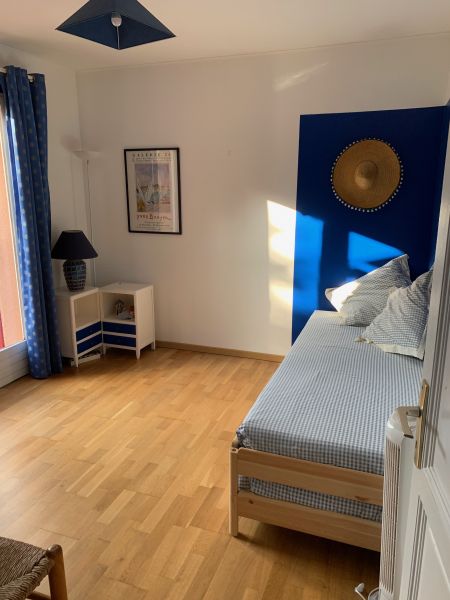 photo 13 Location entre particuliers Saint Rmy de Provence maison Provence-Alpes-Cte d'Azur Bouches du Rhne chambre 2