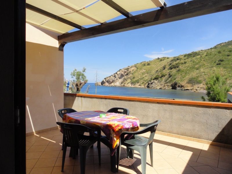 photo 2 Location entre particuliers Rio nell'Elba appartement Toscane Ile d'Elbe Vue de la terrasse