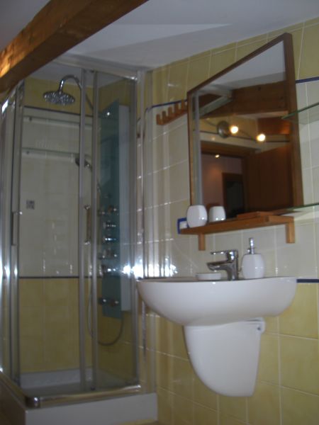 photo 13 Location entre particuliers Pisciotta appartement Campanie Salerne (province de) salle de bain