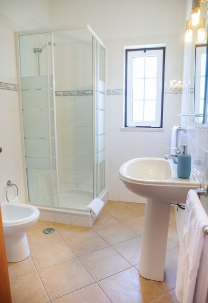 photo 18 Location entre particuliers Vilamoura villa Algarve  salle de bain 2