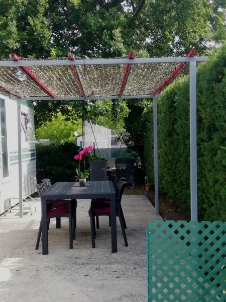 photo 9 Location entre particuliers Biscarrosse mobilhome Aquitaine Landes Terrasse