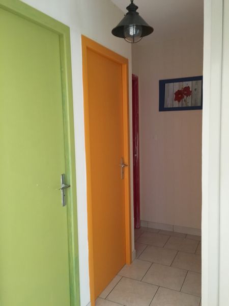 photo 11 Location entre particuliers Le Chteau d'Olron maison Poitou-Charentes Charente-Maritime Couloir