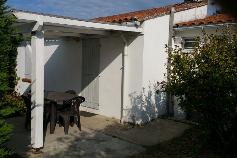 photo 0 Location entre particuliers Le Bois-Plage-en-R maison Poitou-Charentes Charente-Maritime