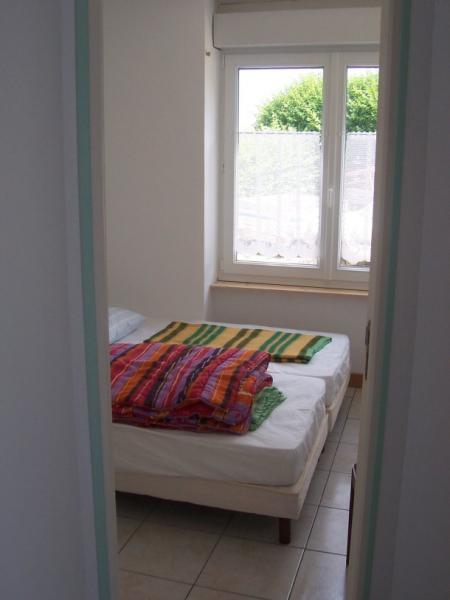 photo 3 Location entre particuliers Perros-Guirec appartement Bretagne Ctes d'Armor chambre