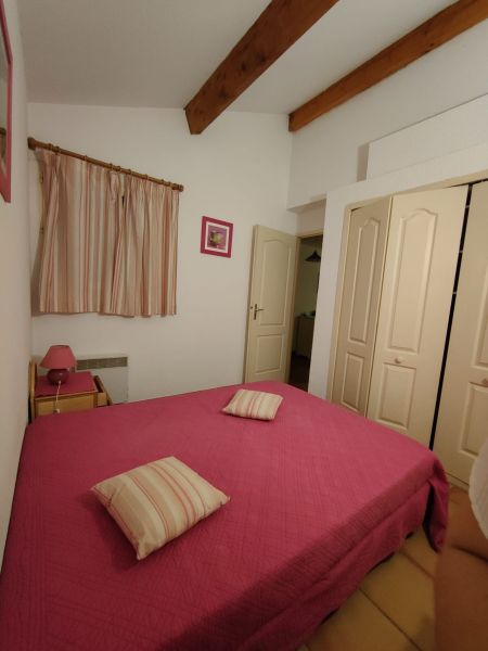 photo 19 Location entre particuliers Sainte Maxime villa Provence-Alpes-Cte d'Azur Var chambre 1