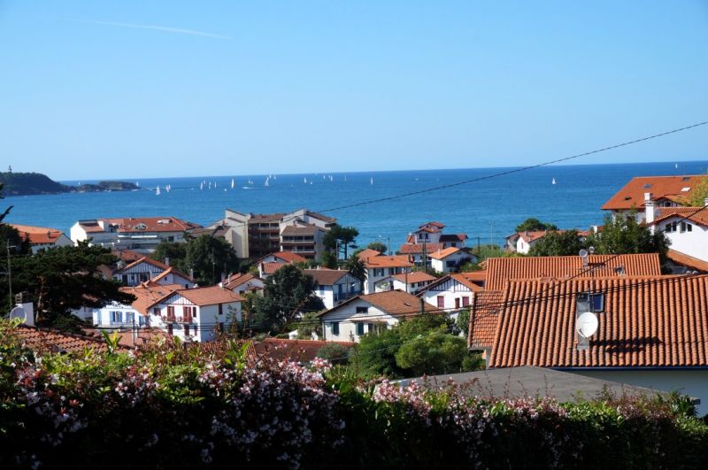 photo 0 Location entre particuliers Hendaye maison Aquitaine Pyrnes-Atlantiques Vue de la terrasse