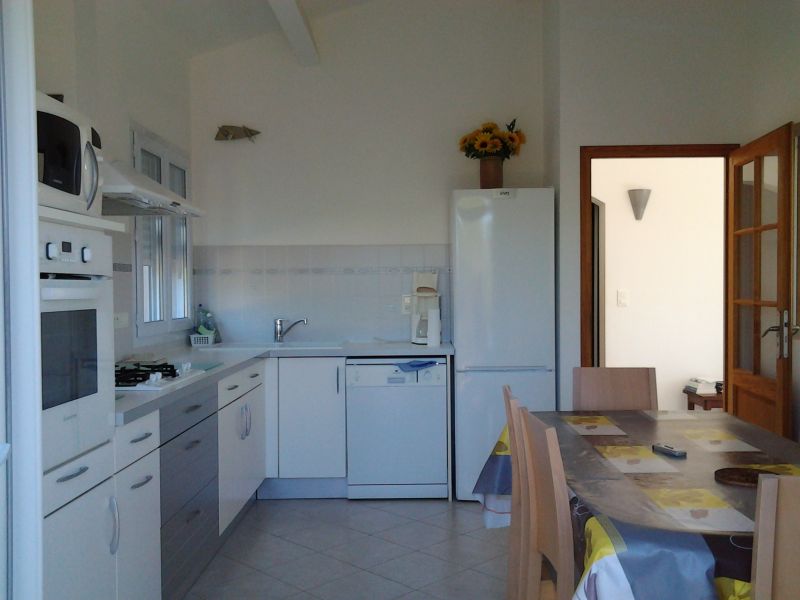 photo 14 Location entre particuliers Tizzano villa Corse Corse du Sud Cuisine indpendante