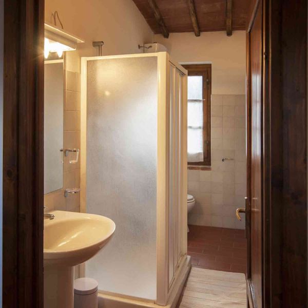 photo 11 Location entre particuliers Arezzo maison Toscane Arezzo (province d') salle de bain