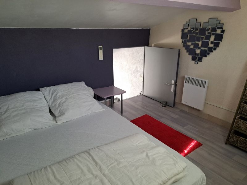 photo 20 Location entre particuliers Valras-Plage appartement Languedoc-Roussillon Hrault chambre 2