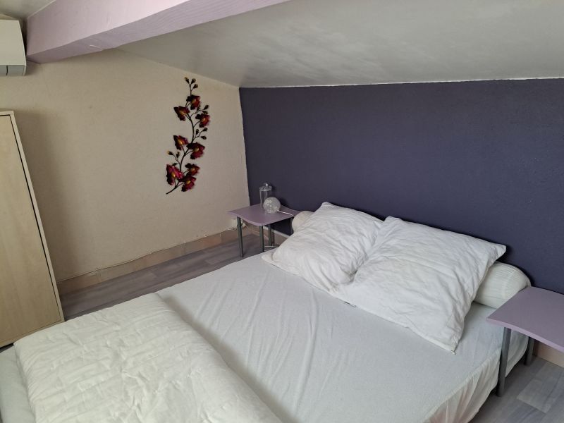 photo 21 Location entre particuliers Valras-Plage appartement Languedoc-Roussillon Hrault chambre 2