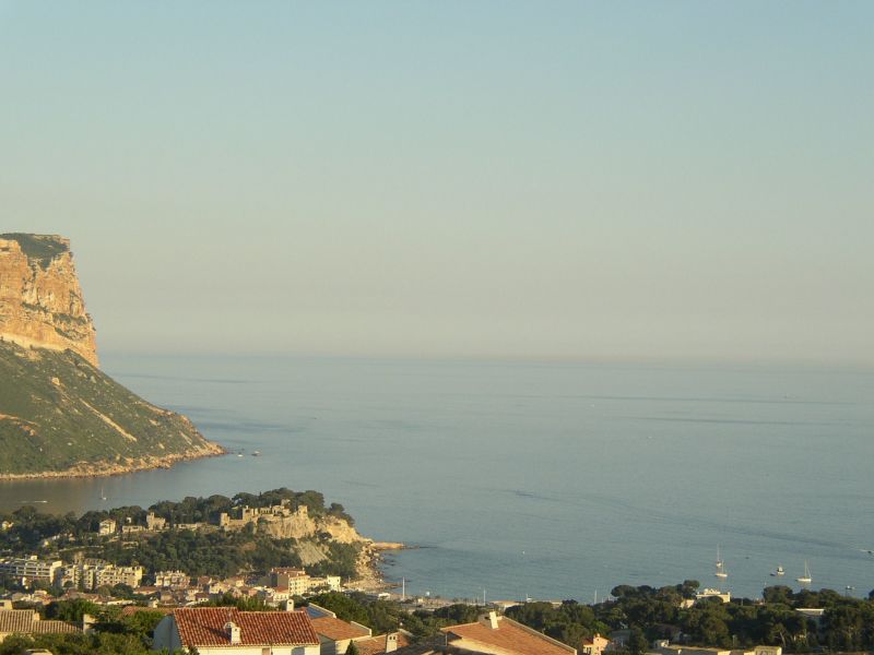 photo 6 Location entre particuliers Cassis appartement Provence-Alpes-Cte d'Azur Bouches du Rhne Vue de la terrasse