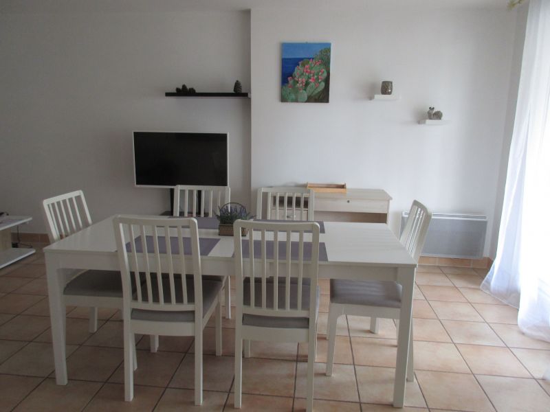 photo 0 Location entre particuliers Hyres appartement Provence-Alpes-Cte d'Azur Var