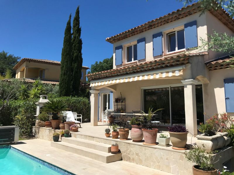 photo 1 Location entre particuliers Cogolin villa Provence-Alpes-Cte d'Azur Var Terrasse