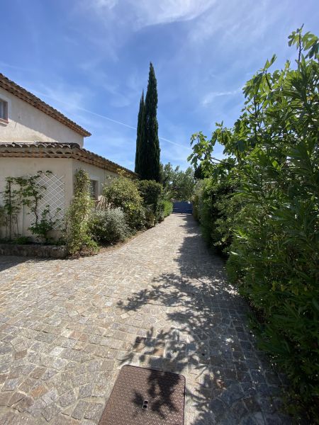 photo 12 Location entre particuliers Cogolin villa Provence-Alpes-Cte d'Azur Var Jardin