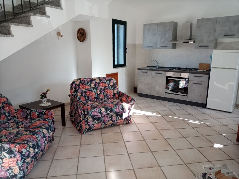 photo 4 Location entre particuliers Budoni appartement Sardaigne Olbia Tempio (province de) Salle  manger