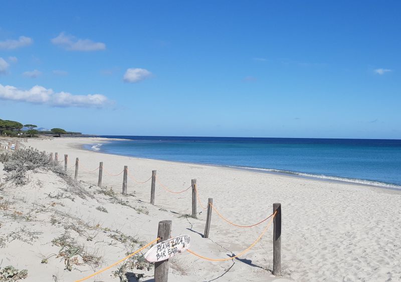 photo 0 Location entre particuliers Budoni appartement Sardaigne Olbia Tempio (province de) Plage