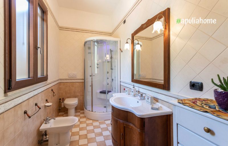 photo 13 Location entre particuliers Gallipoli villa Pouilles Lecce (province de) salle de bain 1