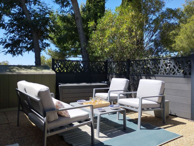 photo 11 Location entre particuliers La Londe-les-Maures mobilhome Provence-Alpes-Cte d'Azur Var Terrasse