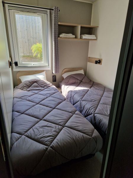 photo 7 Location entre particuliers Montalivet mobilhome Aquitaine Gironde chambre 3