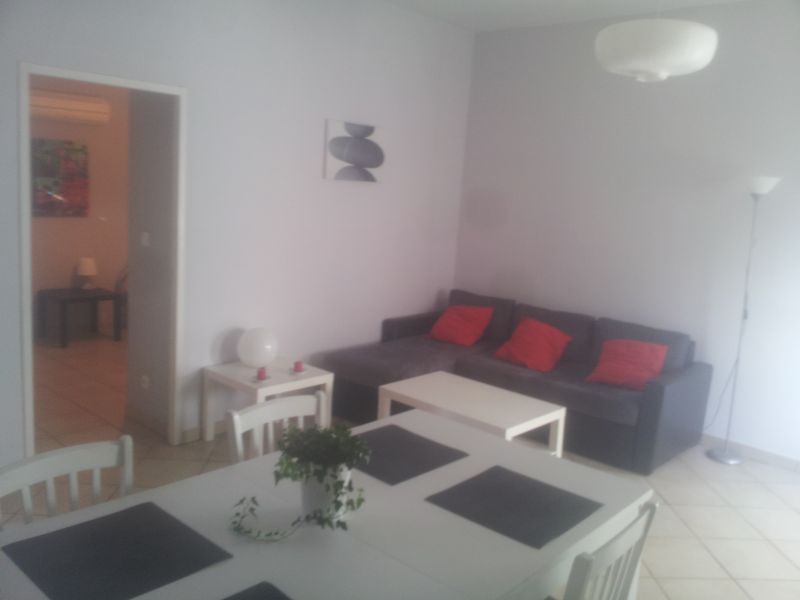 photo 10 Location entre particuliers Hyres appartement Provence-Alpes-Cte d'Azur Var Salle  manger