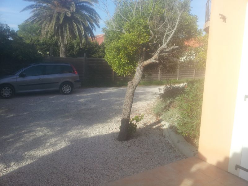 photo 11 Location entre particuliers Hyres appartement Provence-Alpes-Cte d'Azur Var Parking