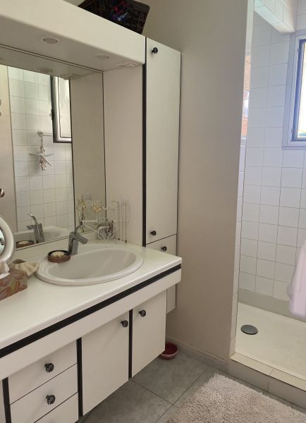 photo 10 Location entre particuliers Canet-en-Roussillon villa Languedoc-Roussillon Pyrnes-Orientales salle de bain 2