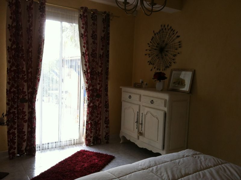 photo 8 Location entre particuliers Canet-en-Roussillon villa Languedoc-Roussillon Pyrnes-Orientales chambre 1