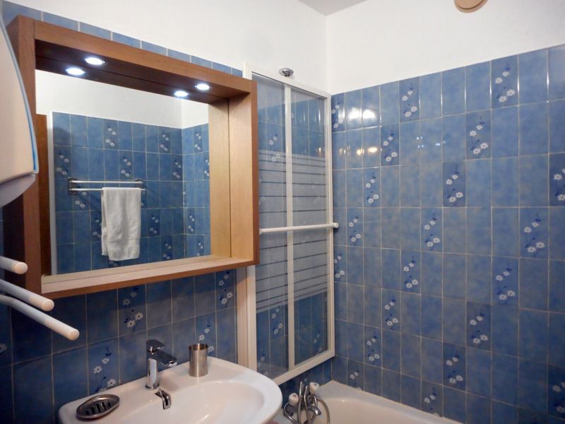 photo 6 Location entre particuliers Montgenvre appartement Provence-Alpes-Cte d'Azur Hautes-Alpes salle de bain