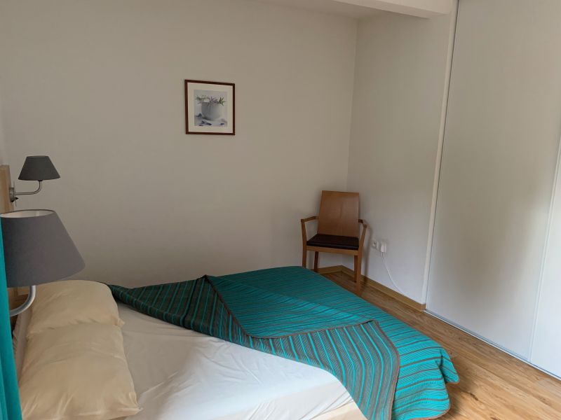 photo 16 Location entre particuliers Bagnres-de-Luchon appartement Midi-Pyrnes Haute Garonne chambre 1