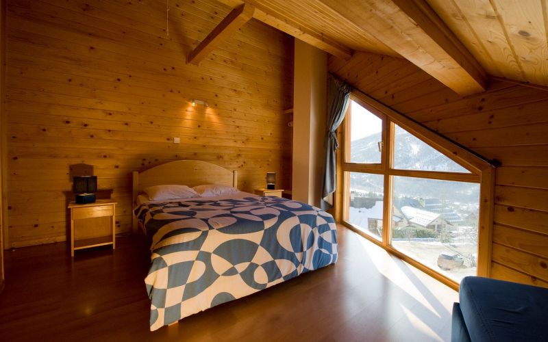 photo 5 Location entre particuliers Serre Chevalier chalet Provence-Alpes-Cte d'Azur Hautes-Alpes chambre 2