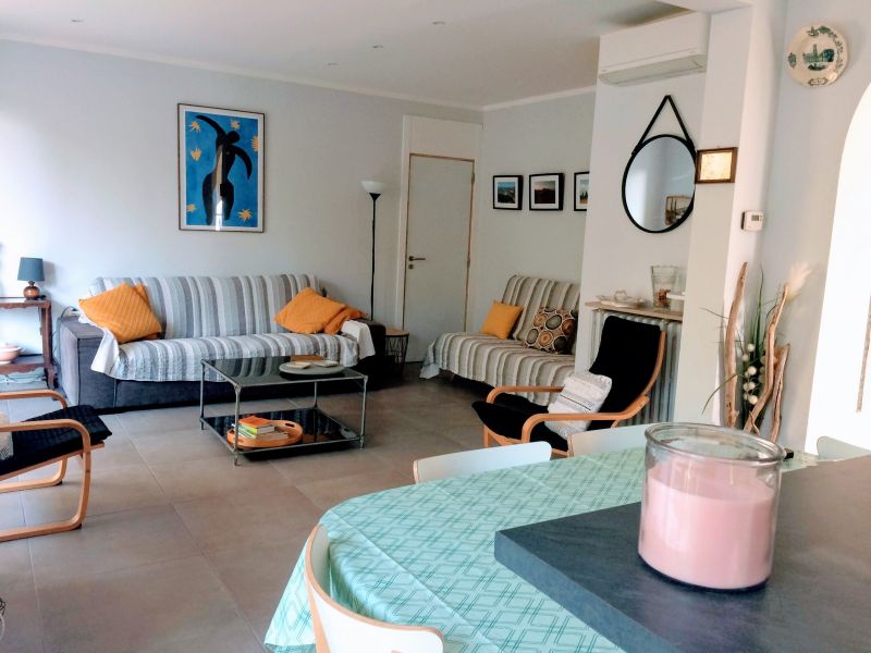 photo 7 Location entre particuliers Saint Raphael appartement Provence-Alpes-Cte d'Azur  Salon