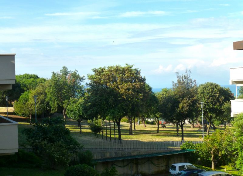 photo 6 Location entre particuliers San Vincenzo appartement Toscane  Vue du balcon