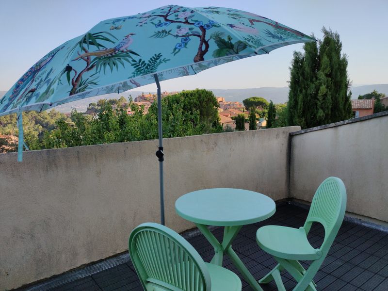 photo 1 Location entre particuliers Roussillon maison Provence-Alpes-Cte d'Azur  Vue du balcon