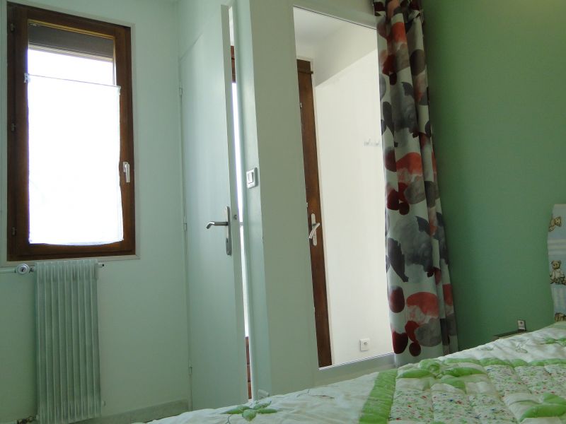 photo 12 Location entre particuliers Foncine le Haut gite Franche-Comt Jura chambre 2