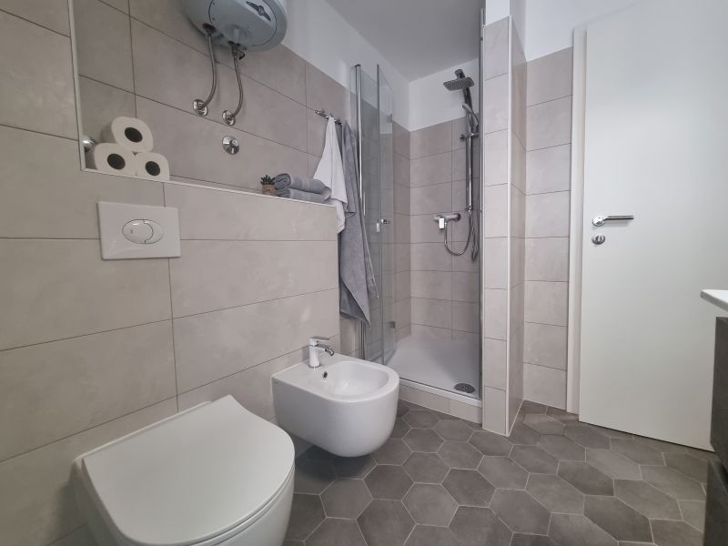 photo 18 Location entre particuliers Pag appartement   salle de bain 2