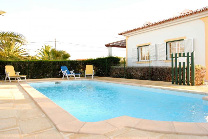 photo 10 Location entre particuliers Aljezur villa Algarve  Piscine