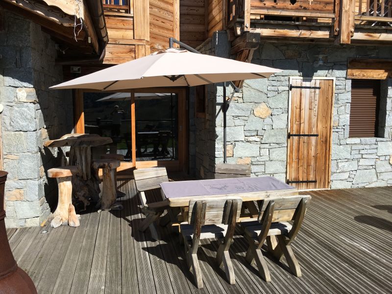 photo 11 Location entre particuliers Saint Franois Longchamp chalet Rhne-Alpes Savoie Vue de la terrasse