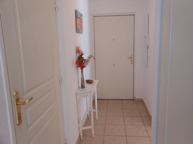 photo 7 Location entre particuliers Frjus appartement Provence-Alpes-Cte d'Azur Var Couloir