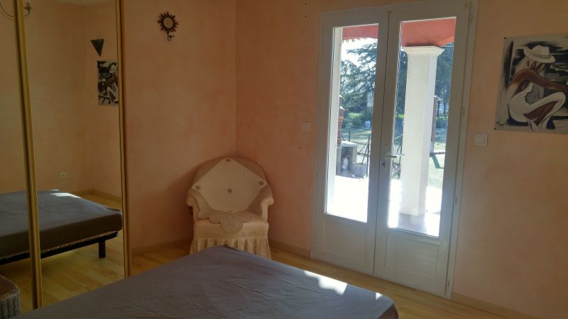 photo 9 Location entre particuliers Cotignac villa Provence-Alpes-Cte d'Azur Var chambre 2