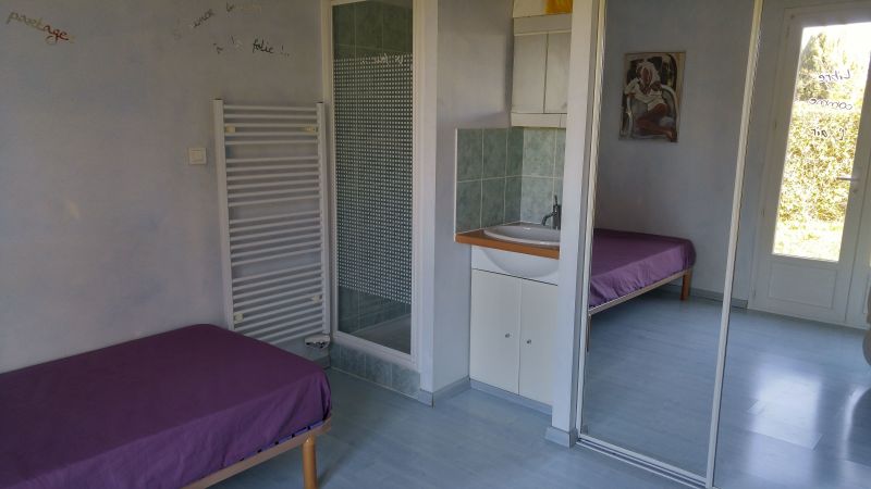 photo 10 Location entre particuliers Cotignac villa Provence-Alpes-Cte d'Azur Var chambre 3