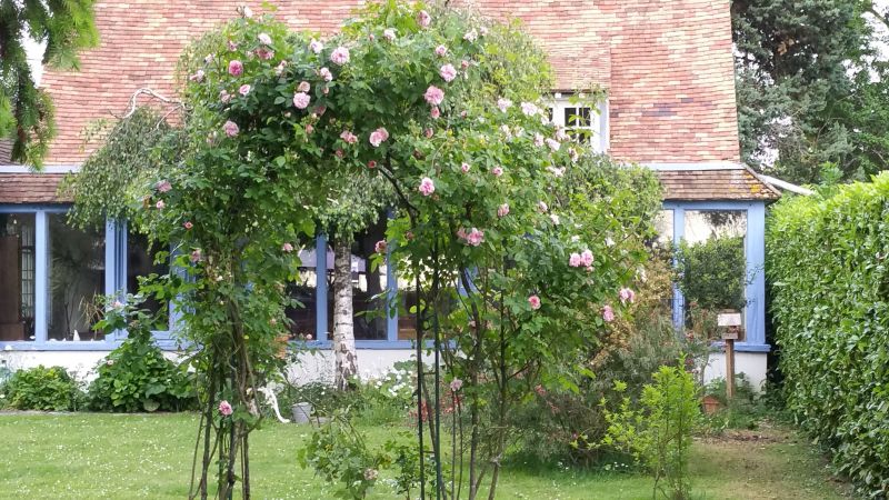 photo 2 Location entre particuliers Chantilly maison Picardie Oise Jardin