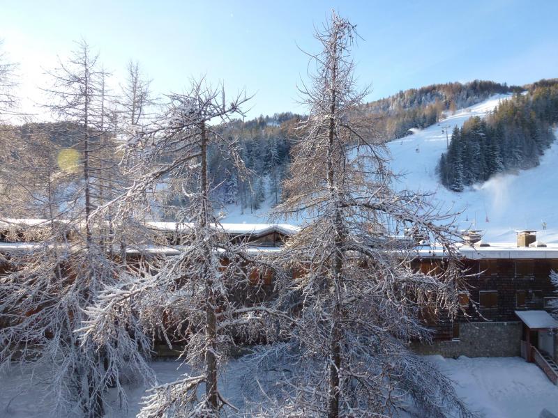 photo 0 Location entre particuliers Pra Loup appartement Provence-Alpes-Cte d'Azur  Vue du balcon