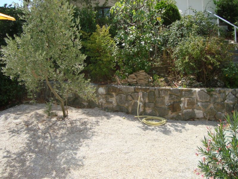 photo 11 Location entre particuliers Cassis bungalow Provence-Alpes-Cte d'Azur Bouches du Rhne Jardin