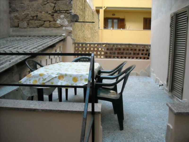 photo 9 Location entre particuliers Alghero appartement Sardaigne Sassari (province de) Cour