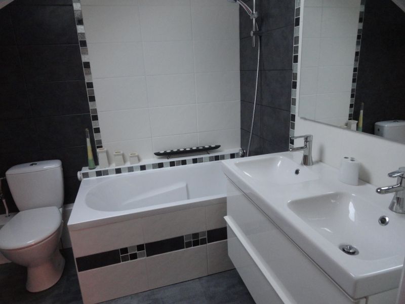 photo 1 Location entre particuliers Grardmer appartement Lorraine Vosges salle de bain