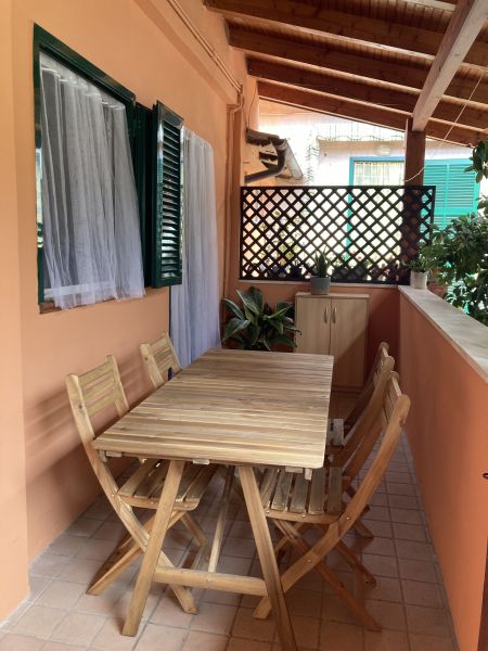 photo 13 Location entre particuliers Vintimille bungalow Ligurie  Veranda