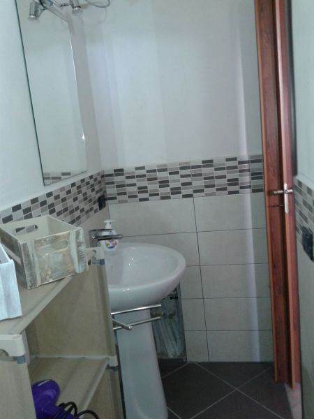 photo 5 Location entre particuliers Terrasini appartement Sicile Palerme (province de) salle de bain 1