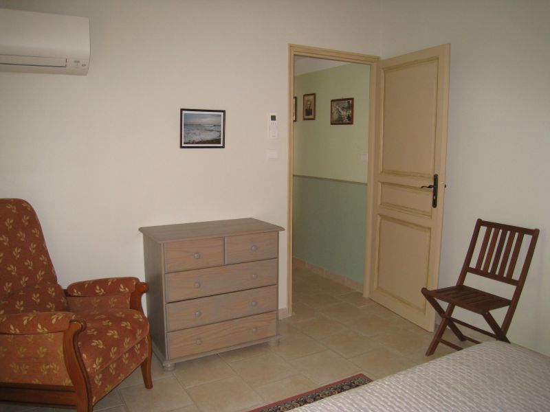 photo 7 Location entre particuliers La Seyne sur Mer gite Provence-Alpes-Cte d'Azur Var chambre